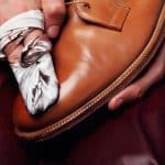 靴磨き用の布はどうやって作る？ カンタンな巻き方もご紹介！