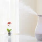 加湿器が臭い…臭いの原因と対処法