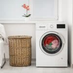 ドラム式洗濯機が臭い！においの原因と誰でもできる掃除方法