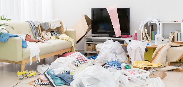 部屋全体がものであふれかえってしまい、どこから手を付けていいのかわからない。